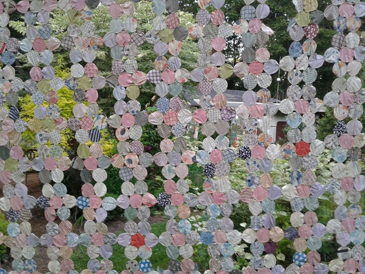 Another view of Vintage Handmade Yo-Yo Quilt